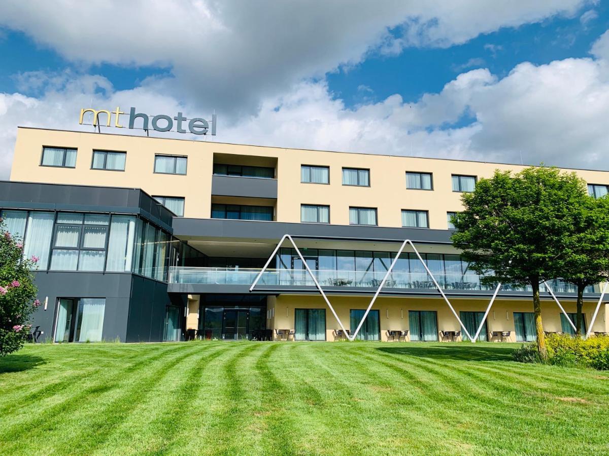 Mt Hotel Zeltweg Dış mekan fotoğraf